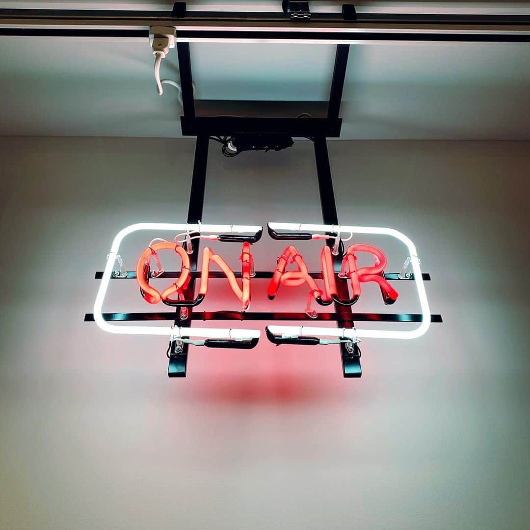 鈴木達央さんのインスタグラム写真 - (鈴木達央Instagram)「灯る制作の光。 #oldcodex」8月8日 18時09分 - ta2hisa_suzuki