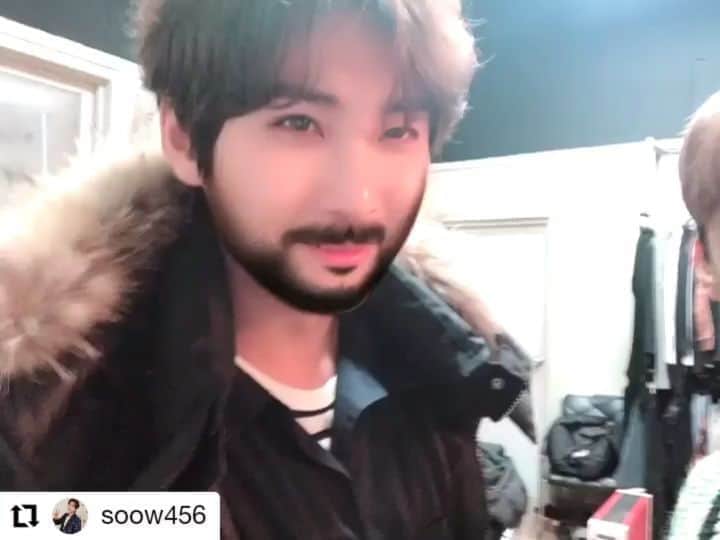 ソン・スンヒョンのインスタグラム：「#속초 #아야진 #고성 #간성   과거의 승현아 ! 미래의 승현이야 ! 너 웃을때가아니야 너 군대 일로와!☺」