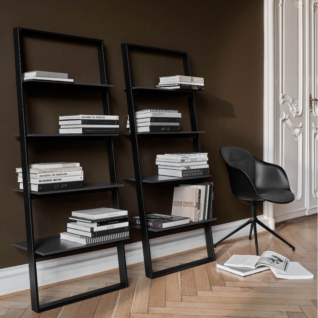 BoConceptさんのインスタグラム写真 - (BoConceptInstagram)「Need some extra storage for your home office? Try the Bordeaux leaning rack by @mortengeorgsen. Just one from our vast and varied collection.   Yours from £379.00  #boconcept #liveekstraordinaer #homeoffice #wfh #backtowork」8月8日 18時15分 - boconcept_official