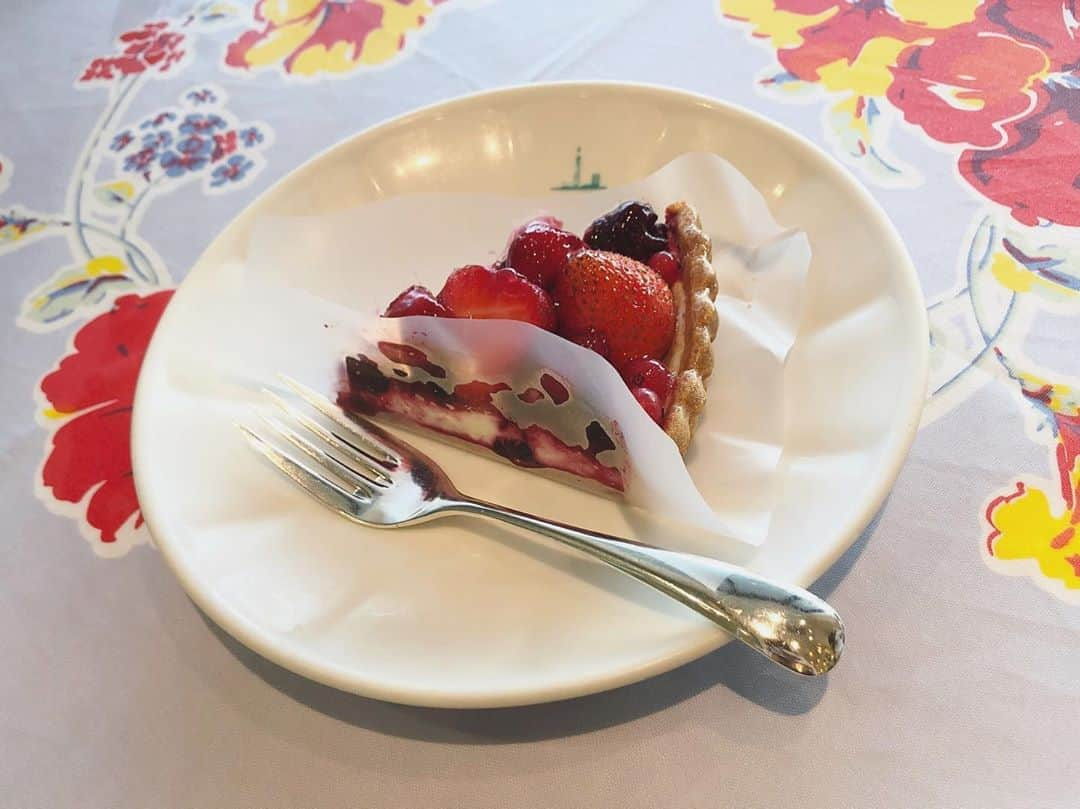 秋山衣梨佳さんのインスタグラム写真 - (秋山衣梨佳Instagram)「#quilfaitbon 🍰」8月8日 19時00分 - akiyamaerika