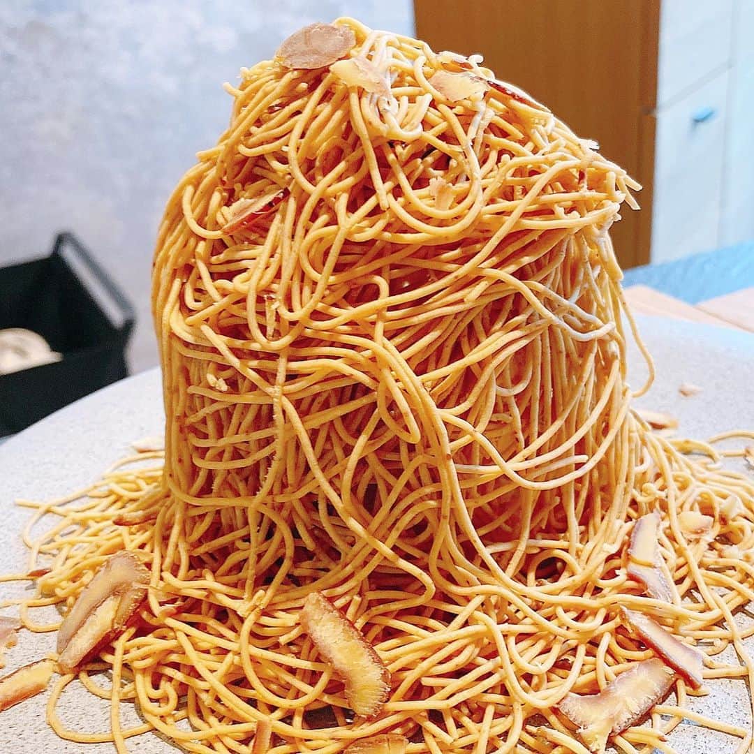 里井真由美のグルメインスタ