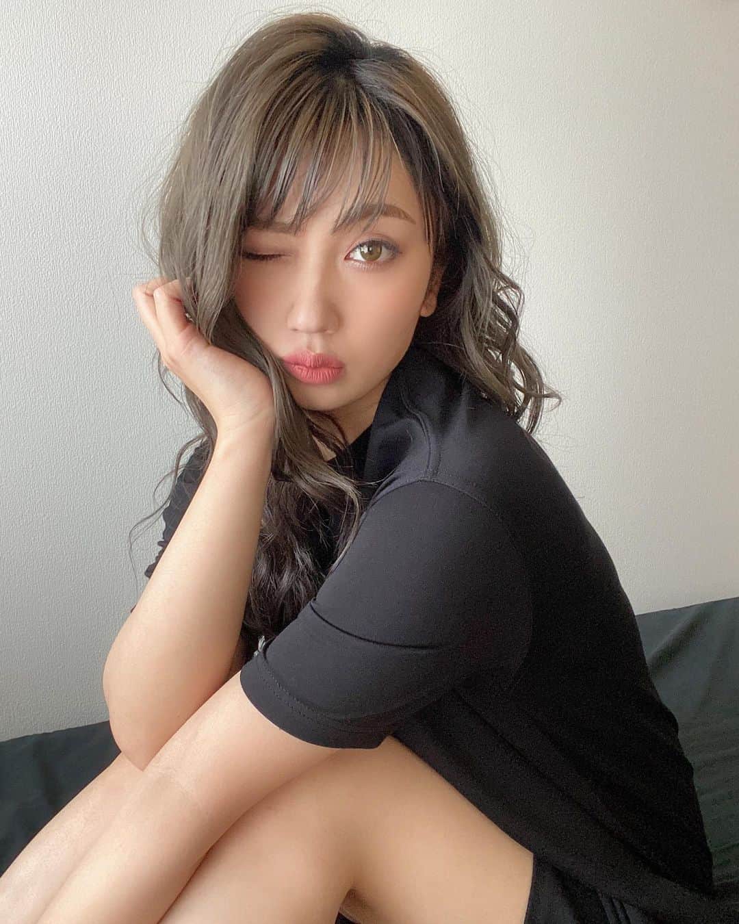 YUMIKAのインスタグラム：「早寝早起きは清々しいなー🐶✨ 熱中症に気を付けて良い週末を🍓  #cyberjapan #cyberjapandancers #サイバージャパン #サイバージャパンダンサーズ #cjd_yumika」