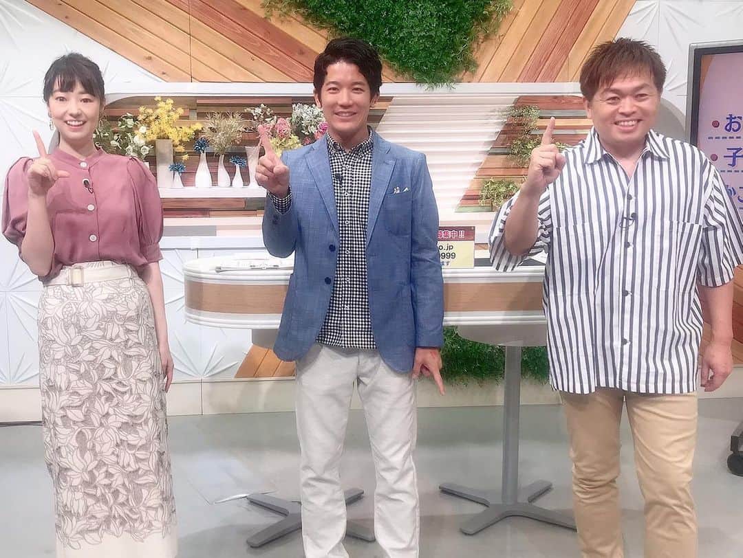 木藪亮太のインスタグラム：「岡田ANお休みのためピンチヒッターで週刊1チャンネルですー！ 12:00からよろしくお願いします！！」