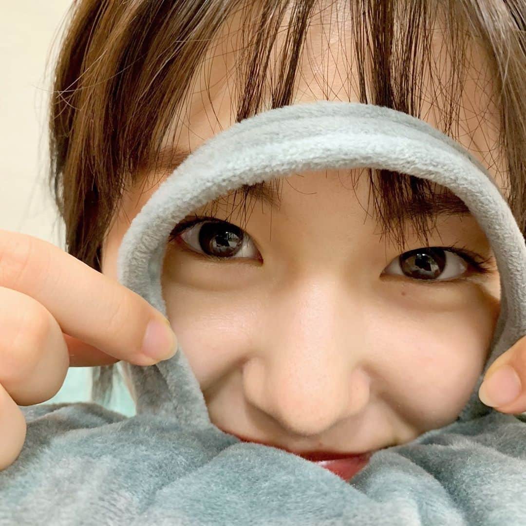 竹内愛紗のインスタグラム：「ひょっこり愛紗◎」