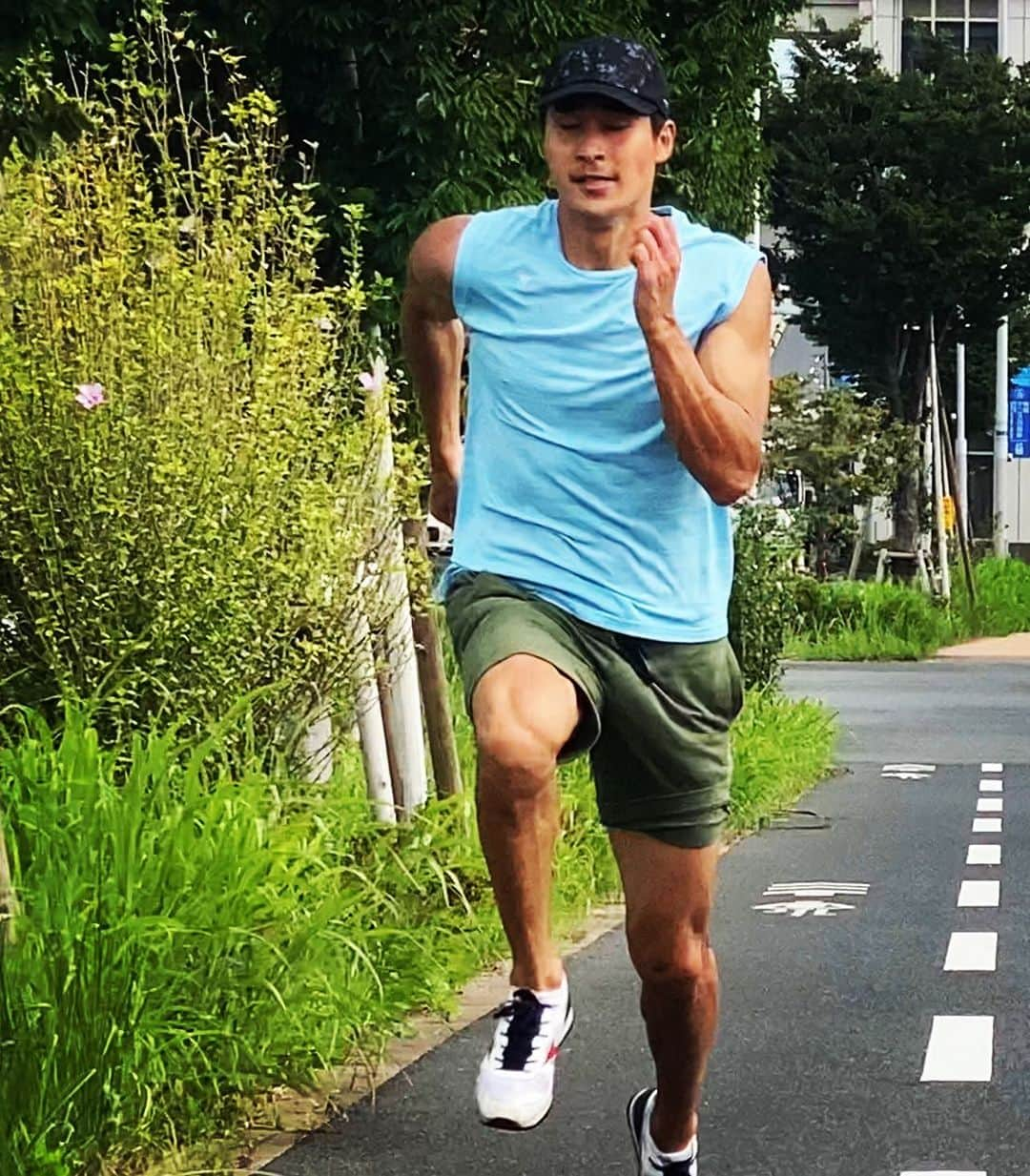 飯塚翔太さんのインスタグラム写真 - (飯塚翔太Instagram)「no-look 多分ちょっと見えてる #nolookrun #mizuno」8月8日 19時23分 - shoman0625