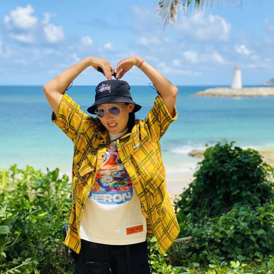 ジェン・サイサイのインスタグラム：「NEW POST🤗」