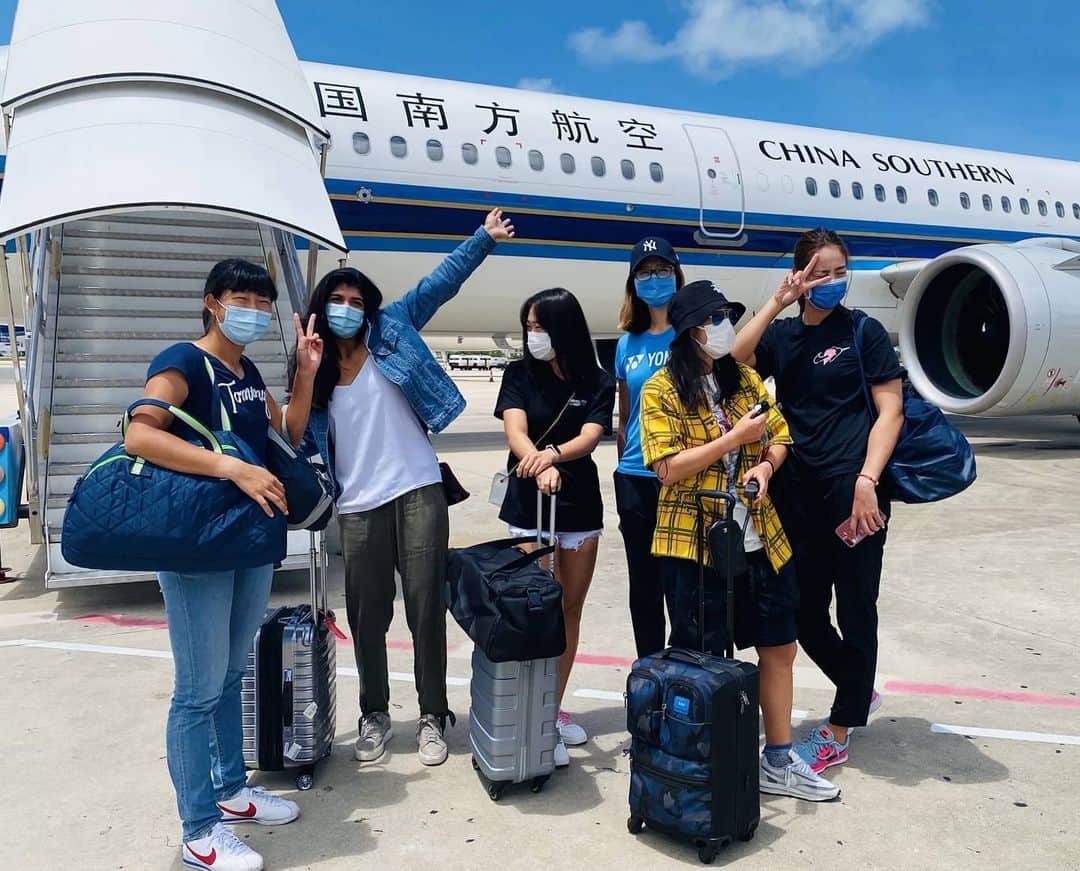 ジェン・サイサイのインスタグラム：「Time flys Miss the vacation in Sanya❤️」