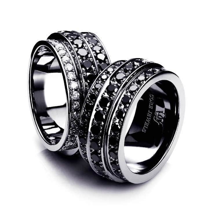 コアジュエルスさんのインスタグラム写真 - (コアジュエルスInstagram)「RHEA®︎COREJEWELS #corejewels #corejewelsharajuku  #corejewelsrhea #ring #art #jewelry #diamond #blackdiamond #tokyo #jeweler」8月8日 15時07分 - corejewels_lab