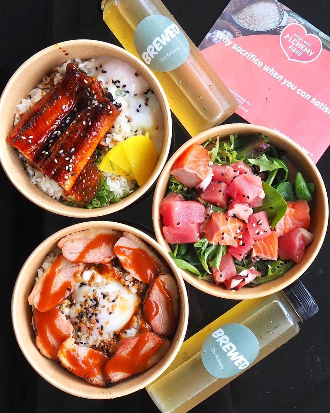 Li Tian の雑貨屋さんのインスタグラム写真 - (Li Tian の雑貨屋Instagram)「Thinking of what to order this long weekend? 🤔 Have it the quick, healthy and tasty way by simply ordering @therefinerysg wholesome grain bowls that are blended with @alchemy_foods Alchemy Fibre Power Blend for Rice. Think of eating white rice but with the nutrition of brown rice. They have several bundle deals that cater to different pax size too!   Key “THEREFINERYSGXDAIRYANDCREAM” to enjoy 10% off food orders from therefinery.sg [Valid till 16 Aug 2020]   • • • #singapore #homemade #yummy #love #sgfood #foodporn #igsg #グルメ #instafood #gourmet #beautifulcuisines #onthetable #sgeatout #cafe #sgeats #f52grams #sgcafe #streetfood #feedfeed  #foodsg #therefinerysg #jiaklocal #savefnbsg #stayhomesg #sgblog #sgpromo #musttry #alchemyfibre #egg #eggporn」8月8日 15時12分 - dairyandcream