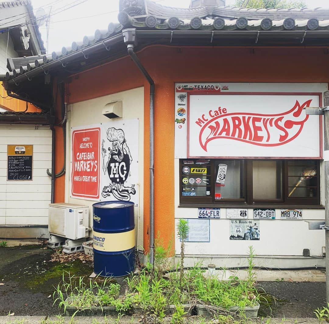 のインスタグラム：「狭い駅のホームに気になるカフェ。  #京丹後大宮駅」