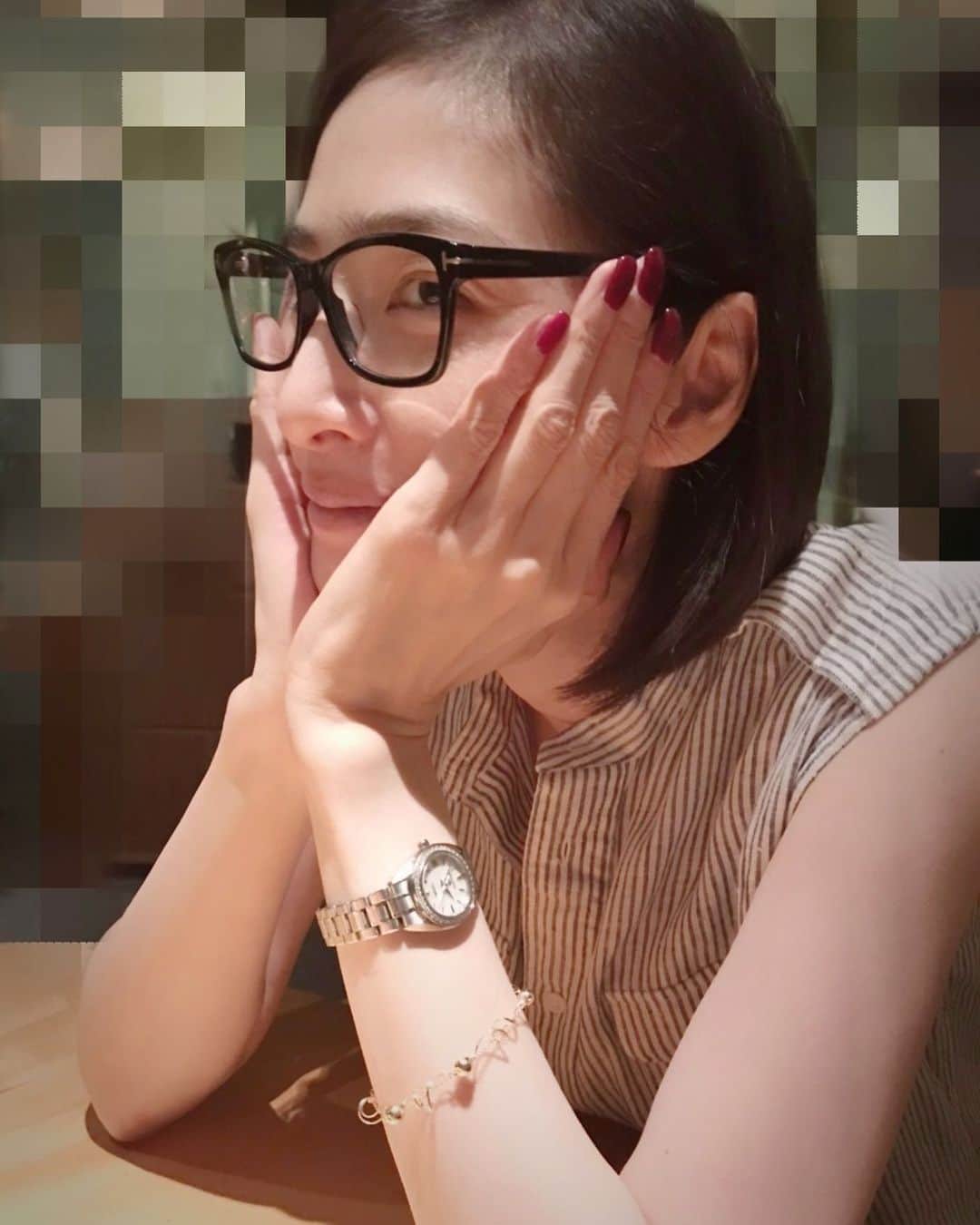 天海祐希のインスタグラム：「. 最新の天海さんきたーーー💕💕お誕生日会？お食事会のお写真かな？？えなみさんいつもありがとうございます。 👇天海さんからのメッセージ 「皆さんいつも応援ありがとうございます。大変なときが続きますが、前向きに頑張っていきましょう。私も頑張ります。」  えなみさん、インスタにブログの天海さんの写真がアップされててたくさんの天海さんファンが見てるってこと知ってくださってるよねきっと💕と勝手に思ってます。メッセージものせてくださるし。感謝☺️  天海さん、お誕生日おめでとうございます🥰」