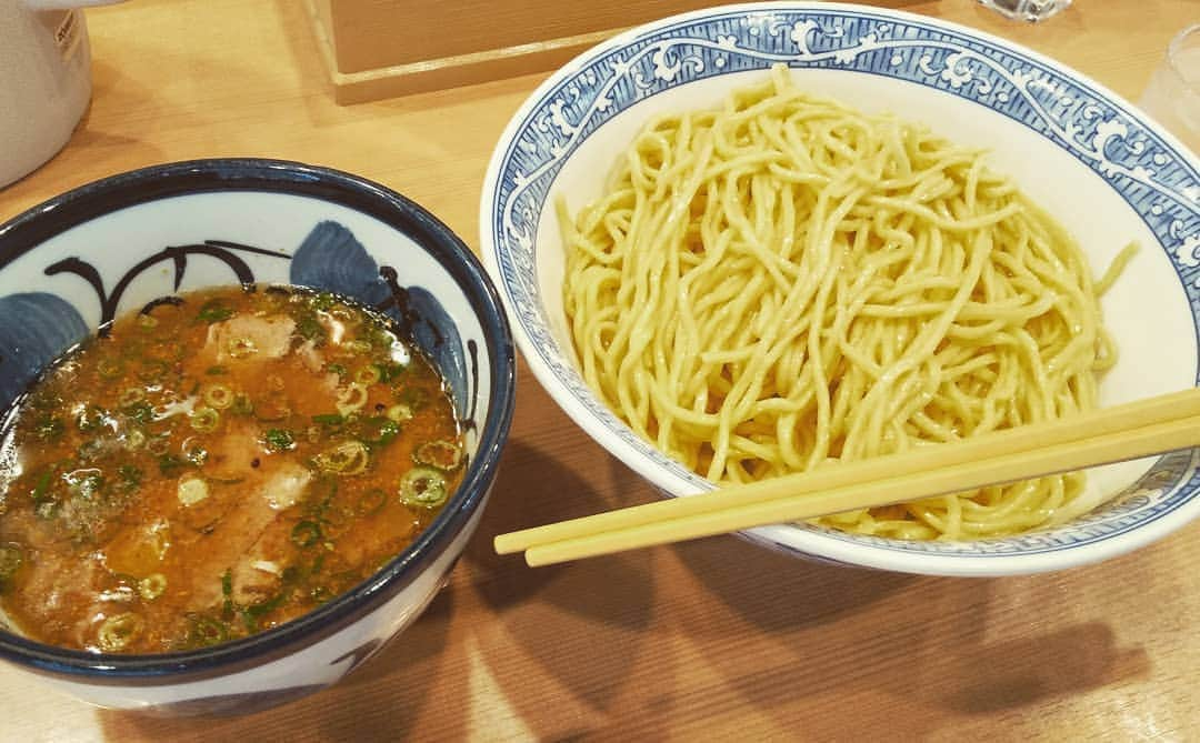 川久保秀一さんのインスタグラム写真 - (川久保秀一Instagram)「久しぶりに青葉。 実に美味い、細麺のつけ麺！  #青葉 #らーめん #つけ麺 #吉祥寺」8月8日 16時07分 - hidekazu_kawakubo