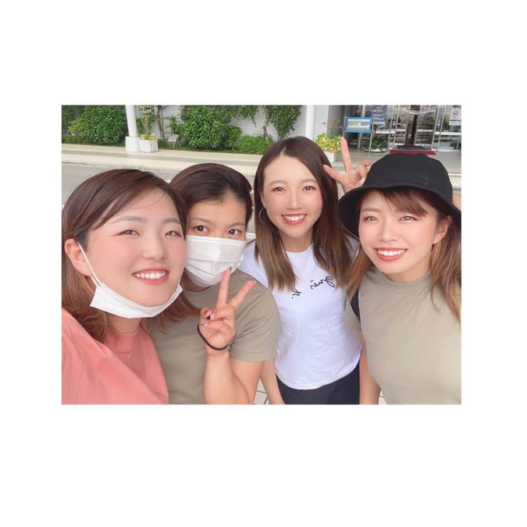 篠原まりあのインスタグラム：「__________** . 短期宮崎合宿 🌞🌴🌺 .  毎日早朝ラウンドは最高だったけど 8時から30℃超えるからびっくり . やっぱり友達って最高 〜 💛 . みんなありがとう . 試合頑張れる 🤜🏼🤛🏼 .」
