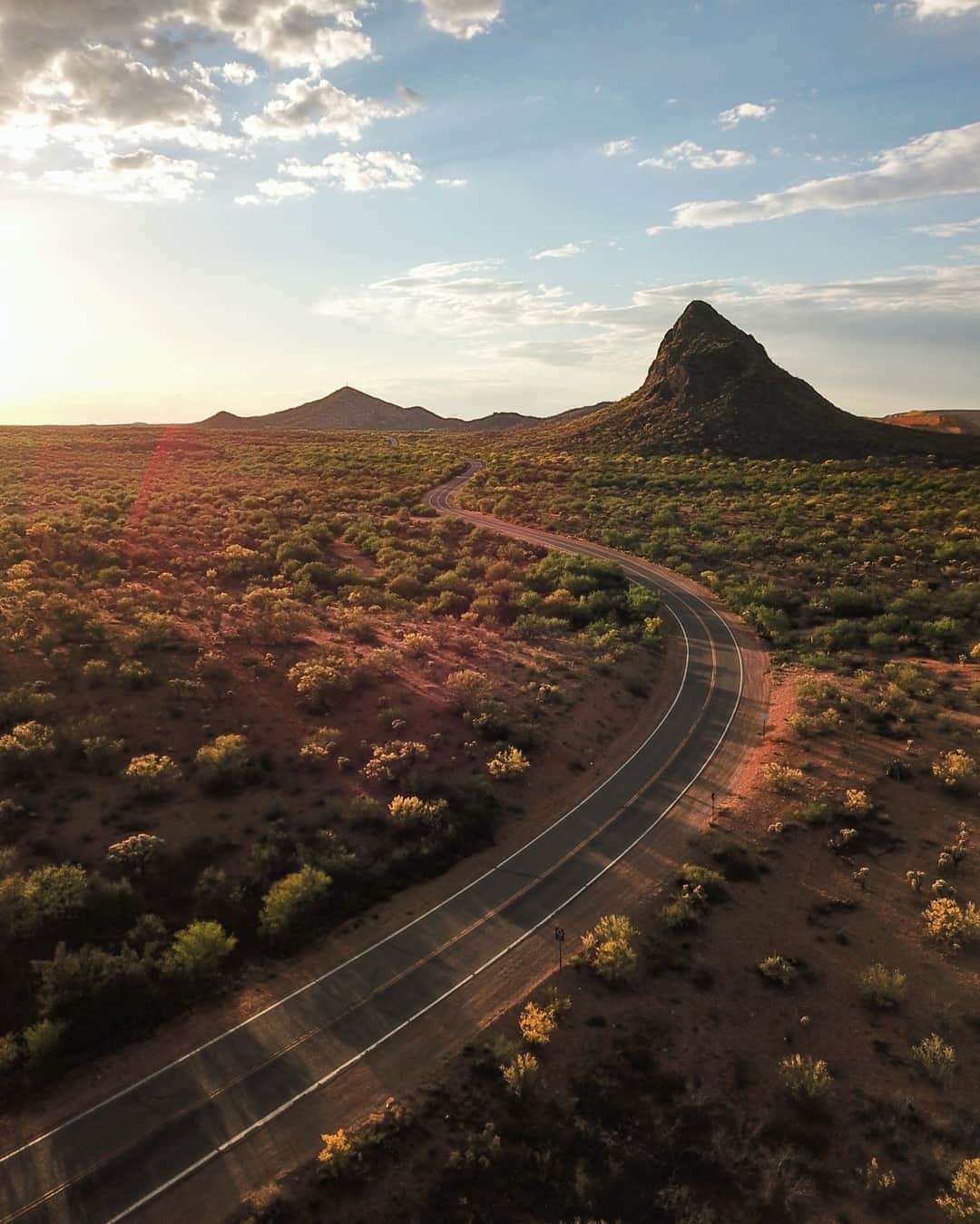 BMWのインスタグラム：「Roads are made for journeys, not destinations. Like #TheX5. Road: #BMWrepost @sonazdrone #BMW #X5 #Arizona」