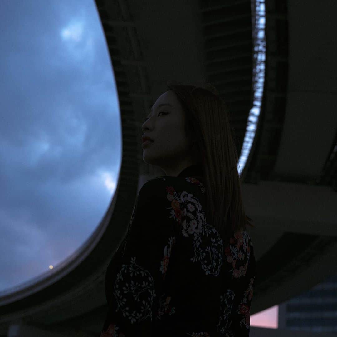 Akiomi Kurodaさんのインスタグラム写真 - (Akiomi KurodaInstagram)「夜の時間」8月8日 17時35分 - artratio