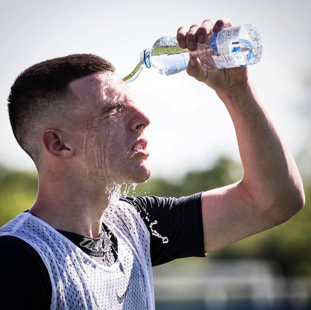 サッカー イングランド代表チームさんのインスタグラム写真 - (サッカー イングランド代表チームInstagram)「@declanrice is all of us right now... 🥵」8月9日 3時43分 - england