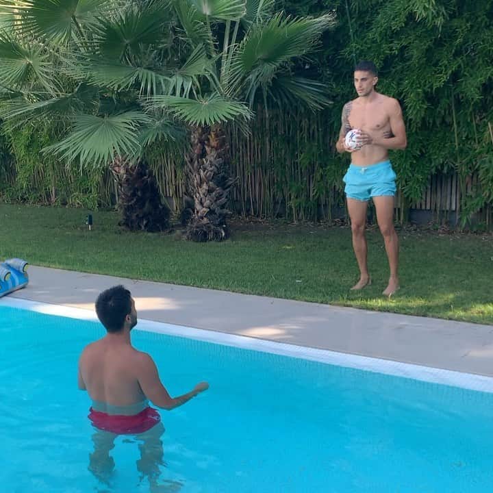マルク・バルトラのインスタグラム：「⚽️💦 @ericbartra」