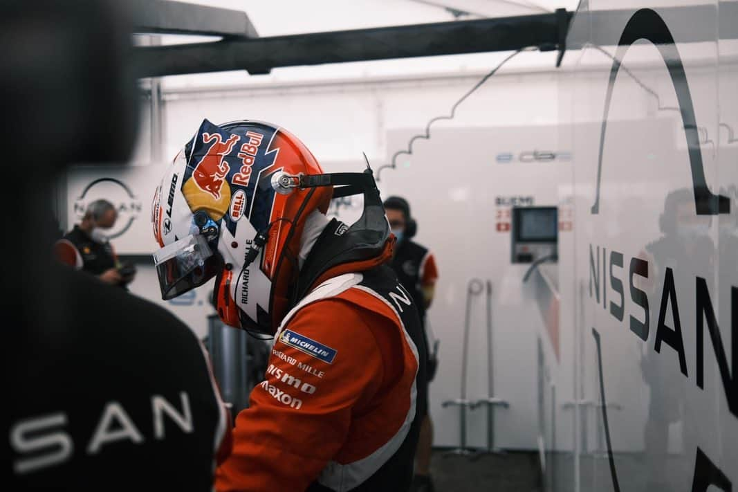 セバスチャン・ブエミさんのインスタグラム写真 - (セバスチャン・ブエミInstagram)「#BERLINEPRIX Not the expected result today but we will fight for round 9 tomorrow !  📸 LAT/ SPACESUIT」8月9日 4時11分 - sebastien_buemi