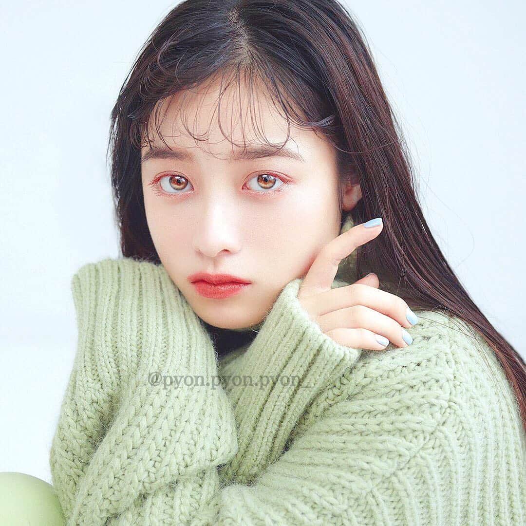 女優と俳優のインスタグラム