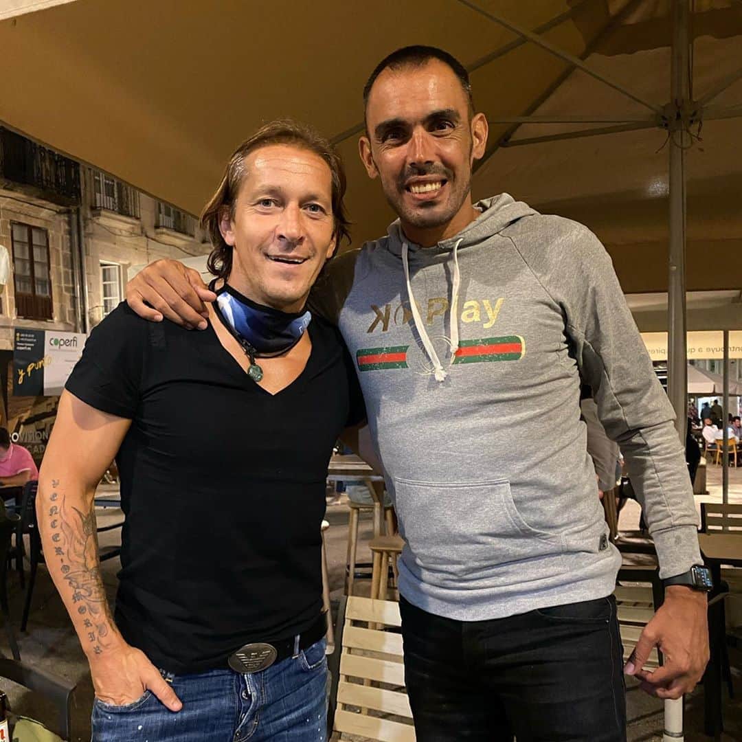 ジョルディ・コディーナさんのインスタグラム写真 - (ジョルディ・コディーナInstagram)「Que alegría volver a veros @malusa75 y @therealsalgado !!! 😘❤️」8月8日 19時59分 - codina30