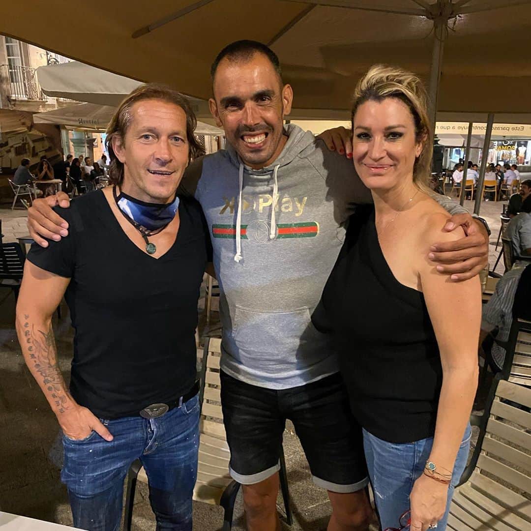 のインスタグラム：「Que alegría volver a veros @malusa75 y @therealsalgado !!! 😘❤️」