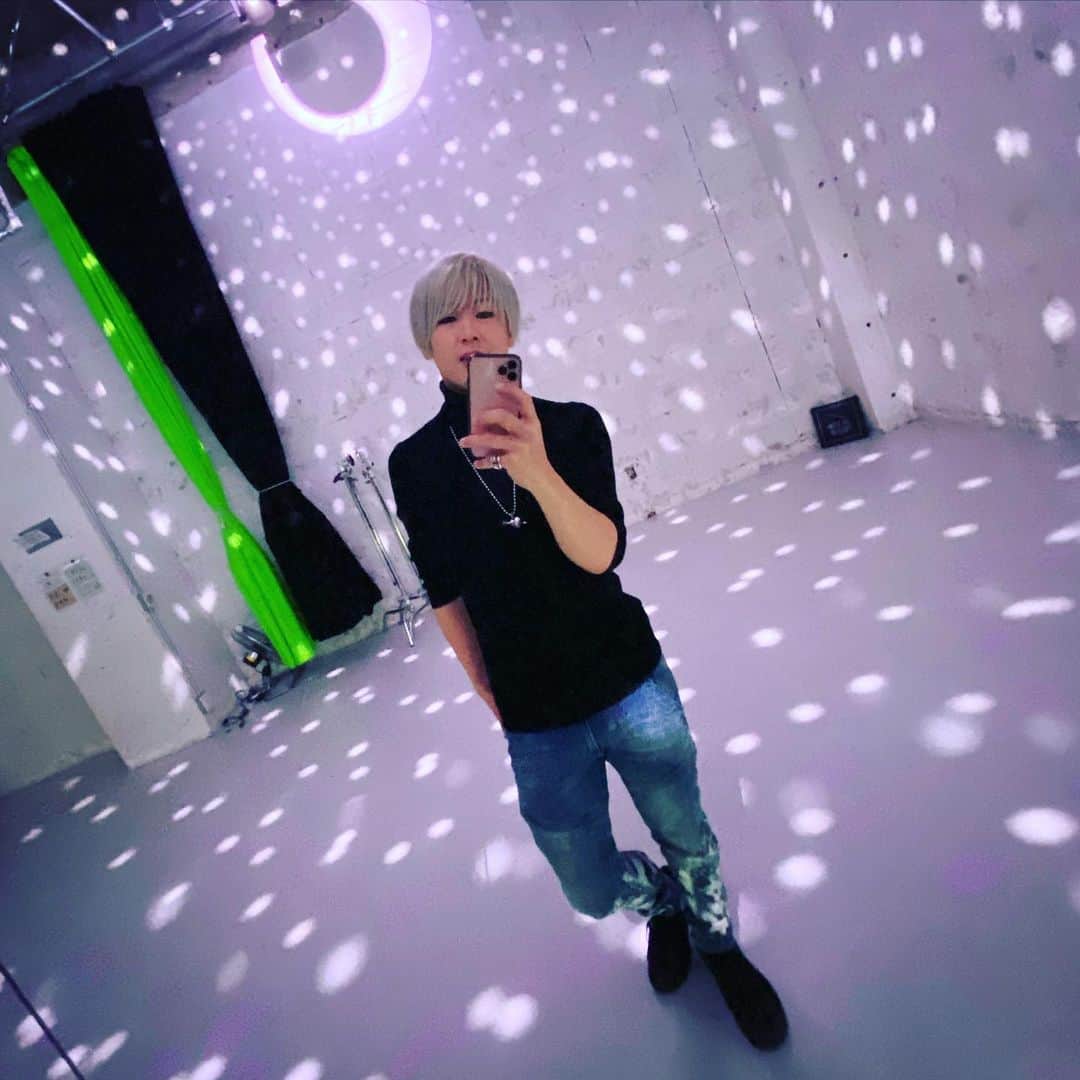 のインスタグラム：「🕺 #throwback」