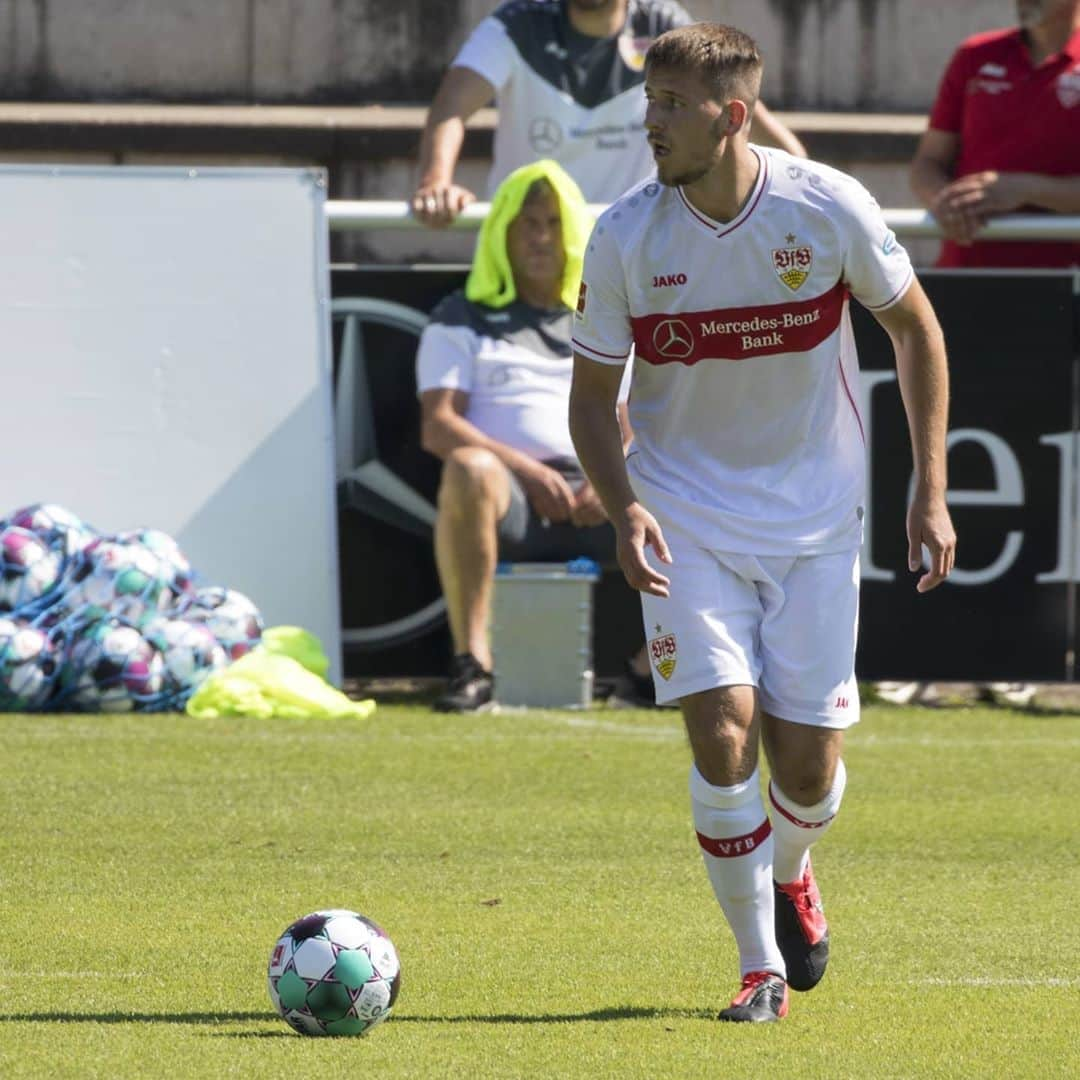 VfBシュトゥットガルトさんのインスタグラム写真 - (VfBシュトゥットガルトInstagram)「⚽️⚽️⚽️⚽️⚽️⚽️  #VfB #VfBSVS 6:1 #testspiel #sandhausen #vorbereitung #preseason #vfbstuttgart1893 #vfbstuttgart #furchtlosundtreu #auscannstatt #VfBInsta」8月8日 20時23分 - vfb