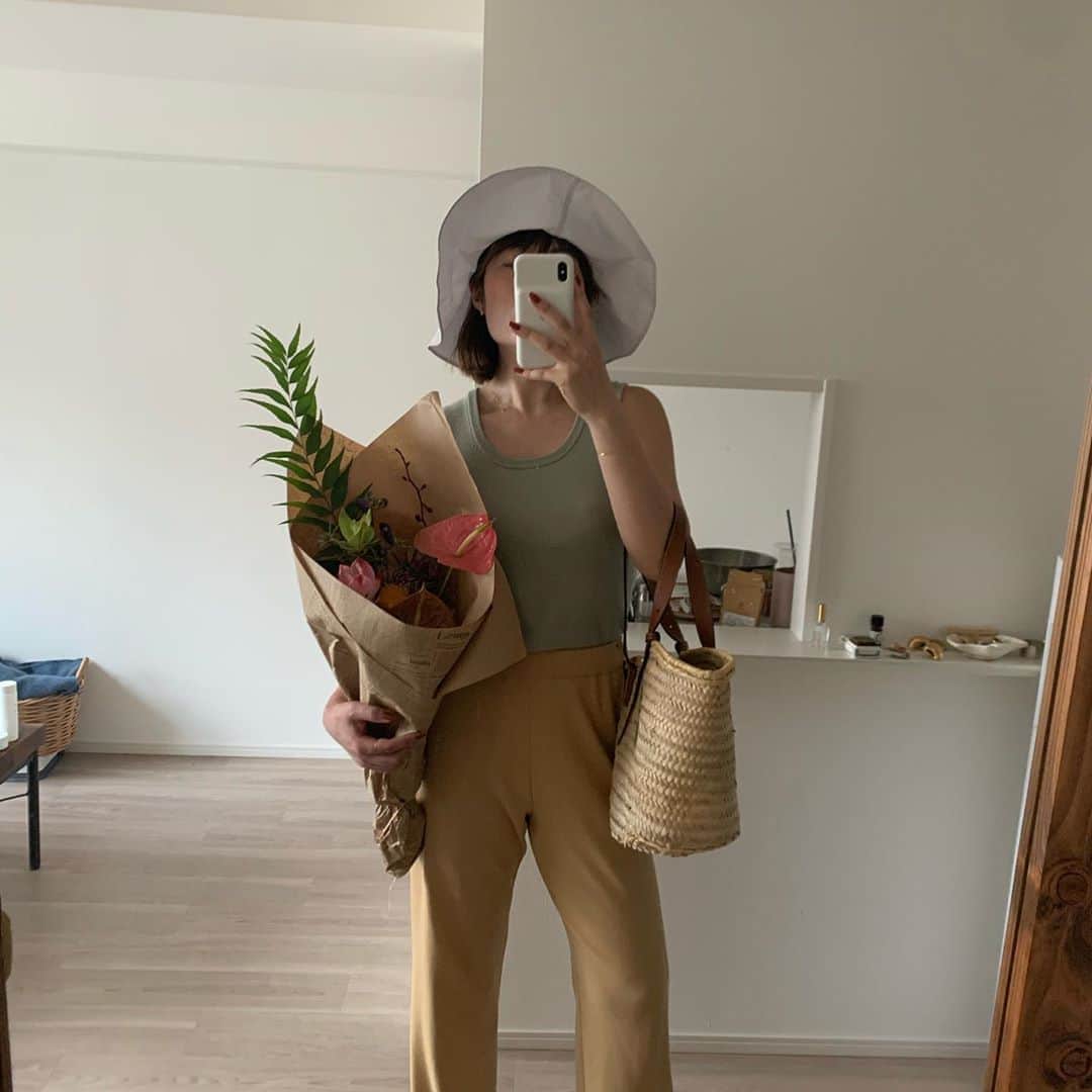 まつだみらいのインスタグラム：「🌈🌻🍑🎐☀️🍉」