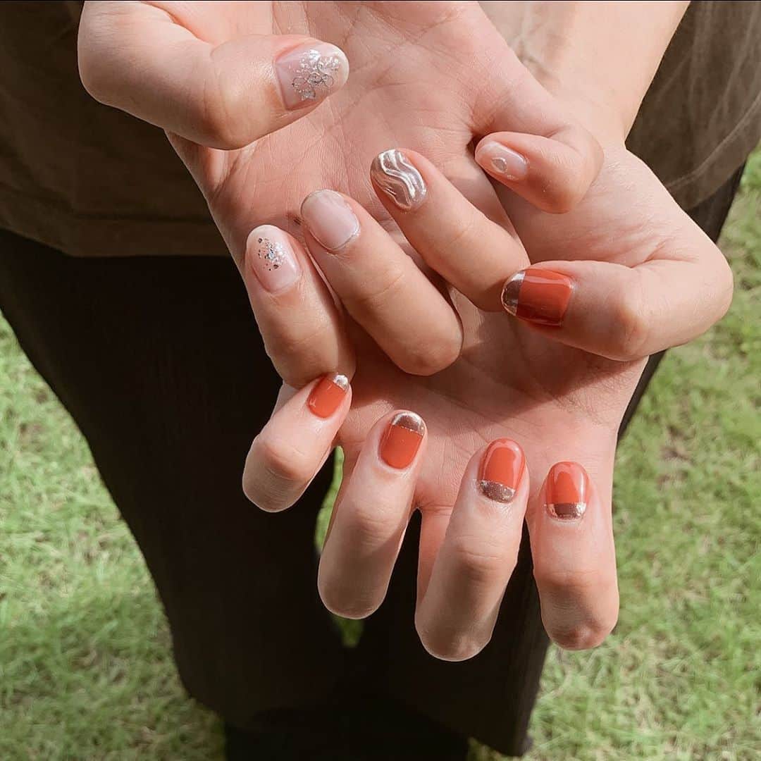 野村明日香のインスタグラム：「﻿ ﻿ ﻿ new nail 𓂃 🍊ʾʾ﻿ ﻿ ﻿」