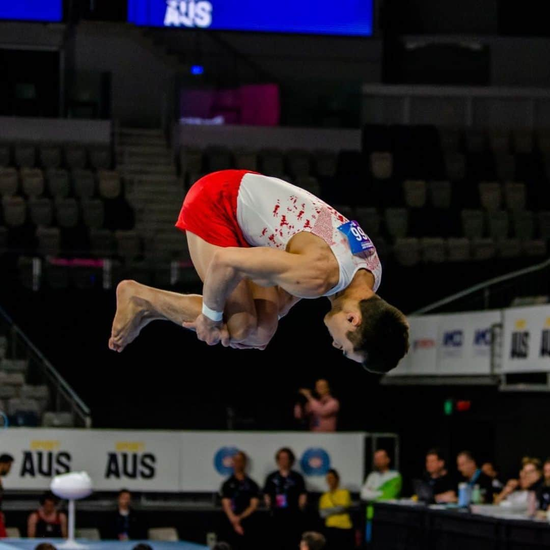 エミリー・チャンさんのインスタグラム写真 - (エミリー・チャンInstagram)「Team Turkey in Melbourne 🇦🇺 #gymnastics #sportsphotography #melbourne」8月8日 20時59分 - flipflytumble