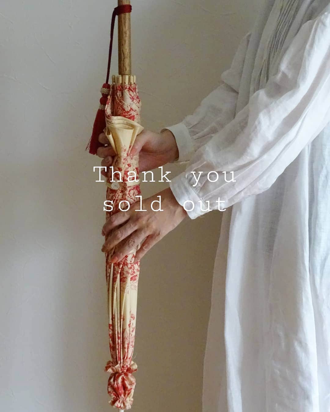 のインスタグラム：「† Thank you All sold out !! 全てsojd outとなりました！ この度もありがとうございました🙏 追加、オーダーなどはございませんので 何とぞご了承ください。」