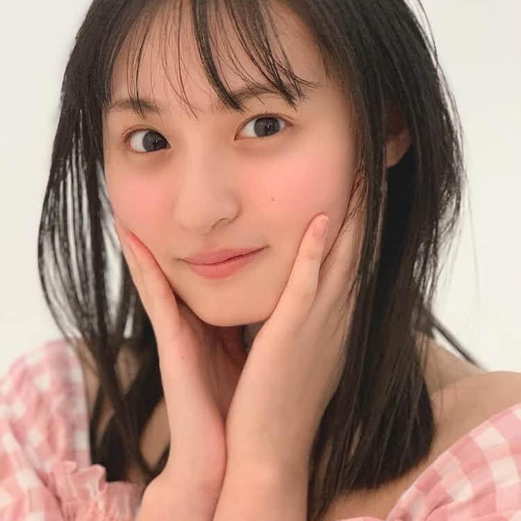 遠藤さくらのインスタグラム：「#遠藤さくら #えんぴー #乃木坂46 #しあわせの保護色 #白石麻衣 #松村沙友理 #生田絵梨花 #星野みなみ #齋藤飛鳥 #高山一実 #秋元真夏 #和田まあや #樋口日奈 #井上小百合 #中田花奈」