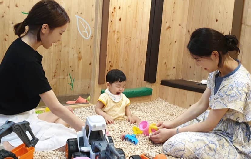 ジナ さんのインスタグラム写真 - (ジナ Instagram)「곰돌이랑 키카🤎」8月8日 21時33分 - ji_na_kk