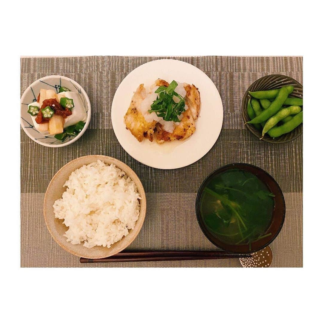 加藤ナナさんのインスタグラム写真 - (加藤ナナInstagram)「﻿ 今日の　#かとうごはん　🍚﻿ ﻿ ・おろしポン酢のチキン﻿ ・長芋の梅和え冷奴﻿ ・枝豆﻿ ・あさりの味噌汁﻿ ・ごはん﻿ ﻿ 夏のさっぱり和食すきだぁー🥺」8月8日 21時36分 - katouchan