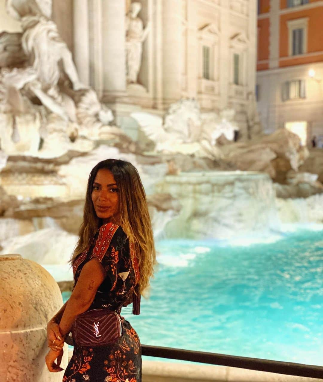 euanittaさんのインスタグラム写真 - (euanittaInstagram)「❤️ Roma」8月8日 21時43分 - anitta