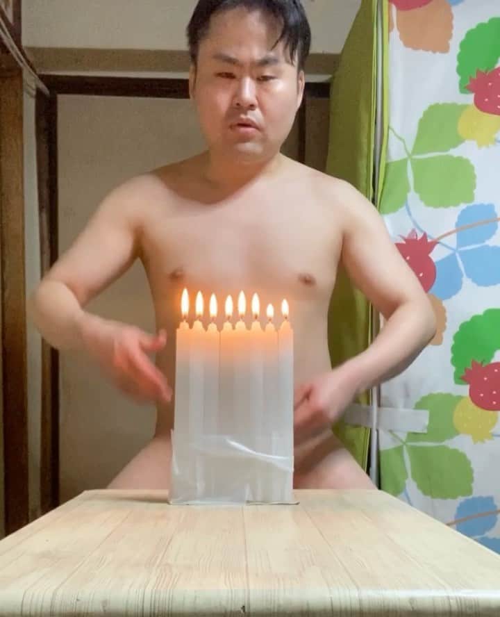 のインスタグラム：「【Extinguish the candle with my sword wind】 New my sword skill😆  #ウエスp  #かわいい #skills #cool #mad #performance #trickshot #candle #comedy #wind #fire #partytrick #demonslayer #lifehack」