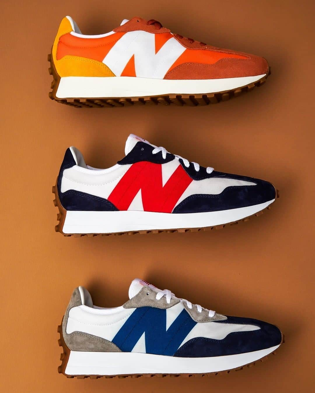 Foot Lockerさんのインスタグラム写真 - (Foot LockerInstagram)「A stylish addition to your rotation. The #newbalance 327 just dropped online and in select stores」8月8日 23時00分 - footlocker