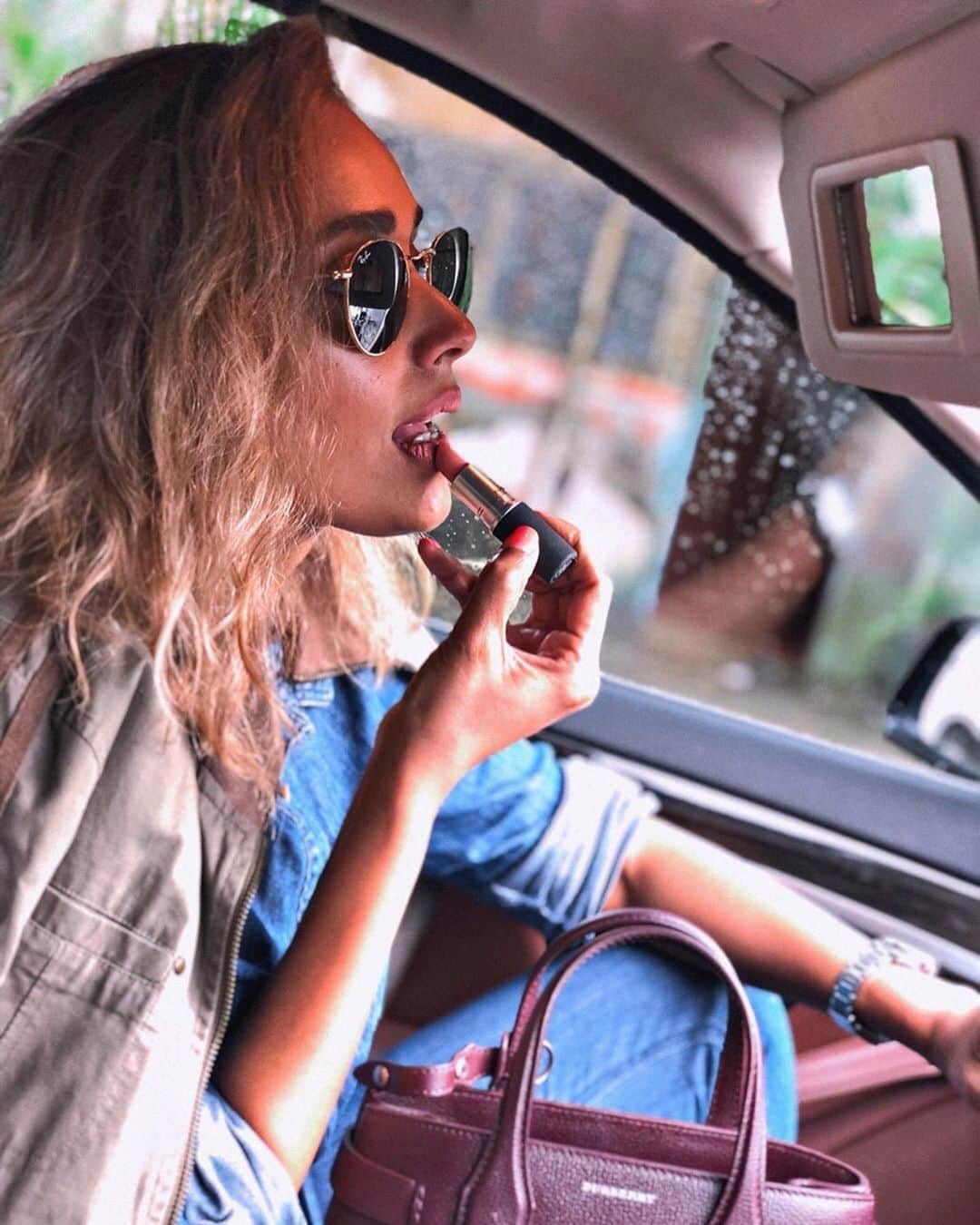 M·A·C Cosmetics UK & Irelandさんのインスタグラム写真 - (M·A·C Cosmetics UK & IrelandInstagram)「Makeup up on the move? ⏰🚗 Top up on the go with Powder Kiss Lipstick in shade Sweet No Sugar 🍬#regram @womaniloveyou. What are your M·A·C must-haves?  #MACPowderKiss #MACCosmeticsUK ##MACCosmetics #Makeup #Skincare #Beauty⁠」8月8日 23時01分 - maccosmeticsuk