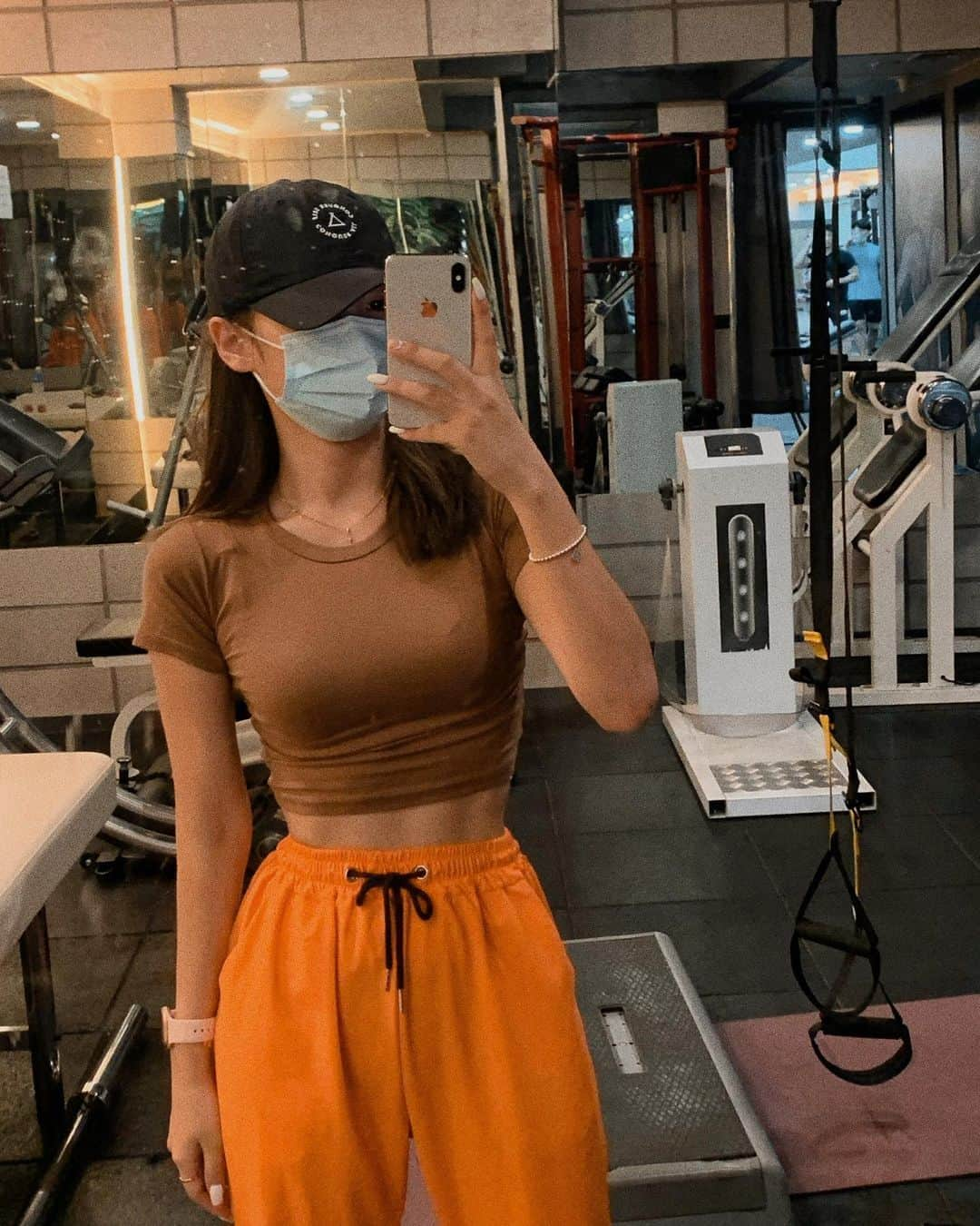 カン・ギョンミンさんのインスタグラム写真 - (カン・ギョンミンInstagram)「몸짱 될래예 💪🏻 피티 시작! 6일째 🏋🏻‍♀️」8月8日 23時08分 - kkmmmkk