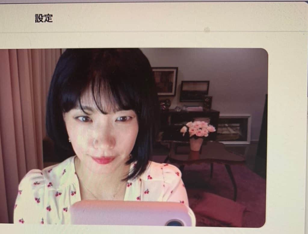 川上未映子さんのインスタグラム写真 - (川上未映子Instagram)「・  ‪いまZoomインタビュー終わった…！ロンドンと東京、素晴らしいインタビューでした、ふだんは寝てる時間ですが、 いまから帰宅します #川上未映子#miekokawakami」8月8日 23時20分 - kawakami_mieko