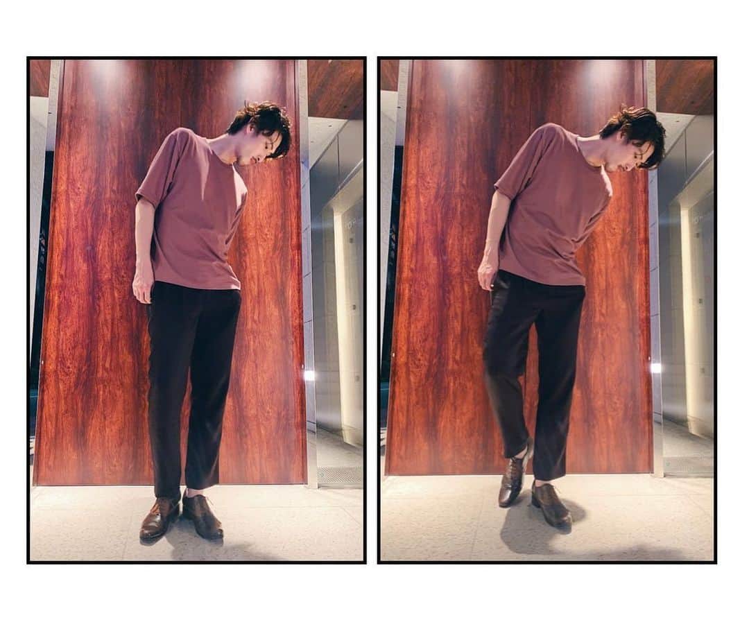 穴井隆文のインスタグラム：「👞﻿ ﻿ ﻿ #taabow﻿ #tabo_photo」
