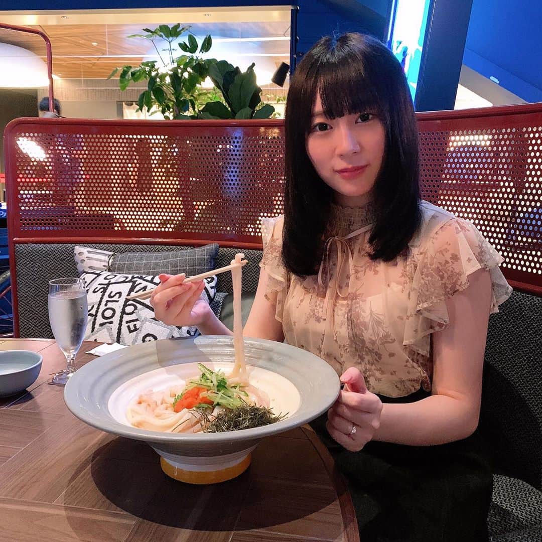 長沢菜々香さんのインスタグラム写真 - (長沢菜々香Instagram)「２回目のつるとんたん。 　  今日は、めんたいこのおうどんにしたよ🍲  次は、すき焼きのおうどんが食べたい🤤」8月9日 0時07分 - nanako_nagasawa__