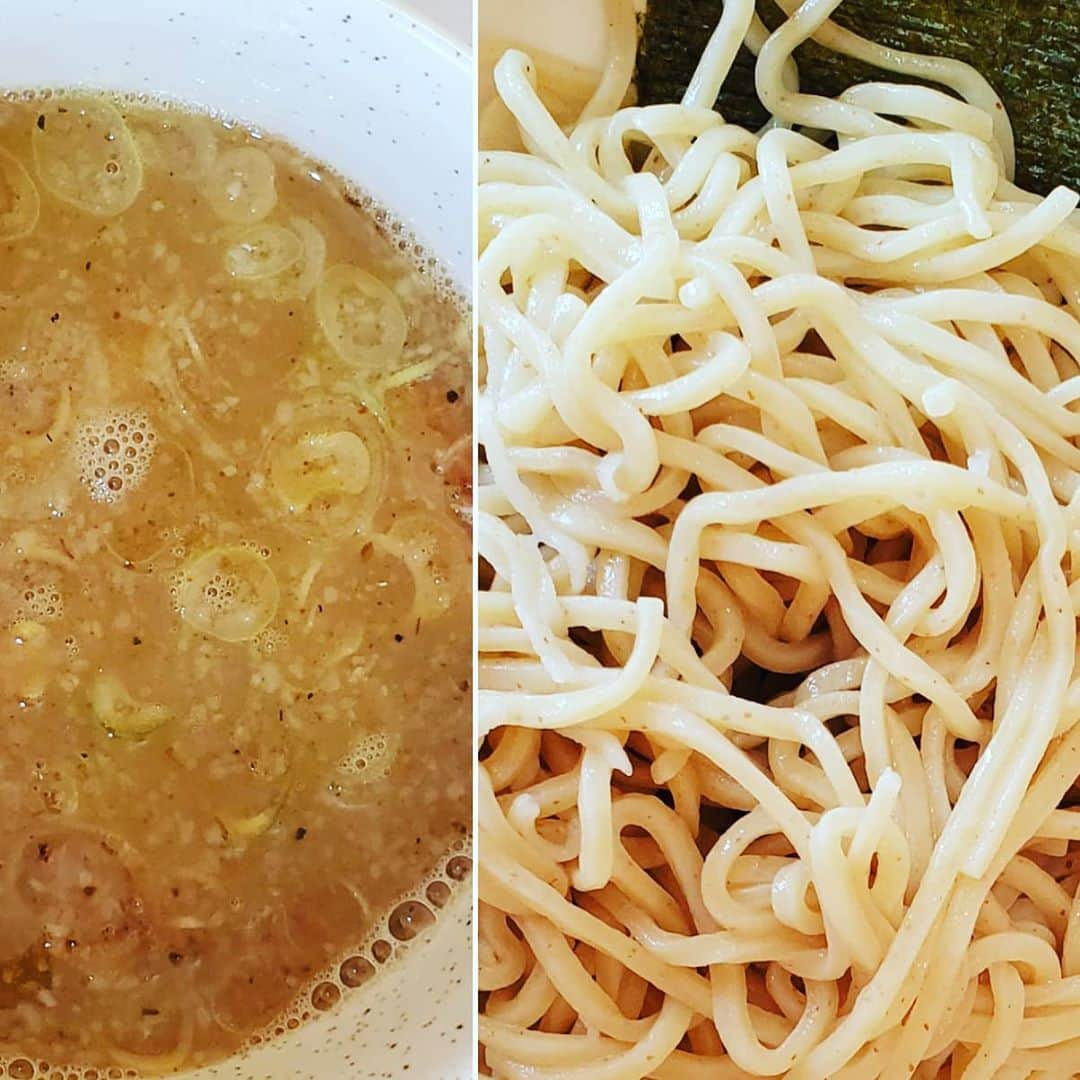 粉川真一さんのインスタグラム写真 - (粉川真一Instagram)「美味しい「つけ麺」を頂いた！ 今日も一日頑張ろう！  #ラーメン #中華 #つけ麺 #麺好き #魚介系だし」8月9日 1時16分 - mrt.kokawa