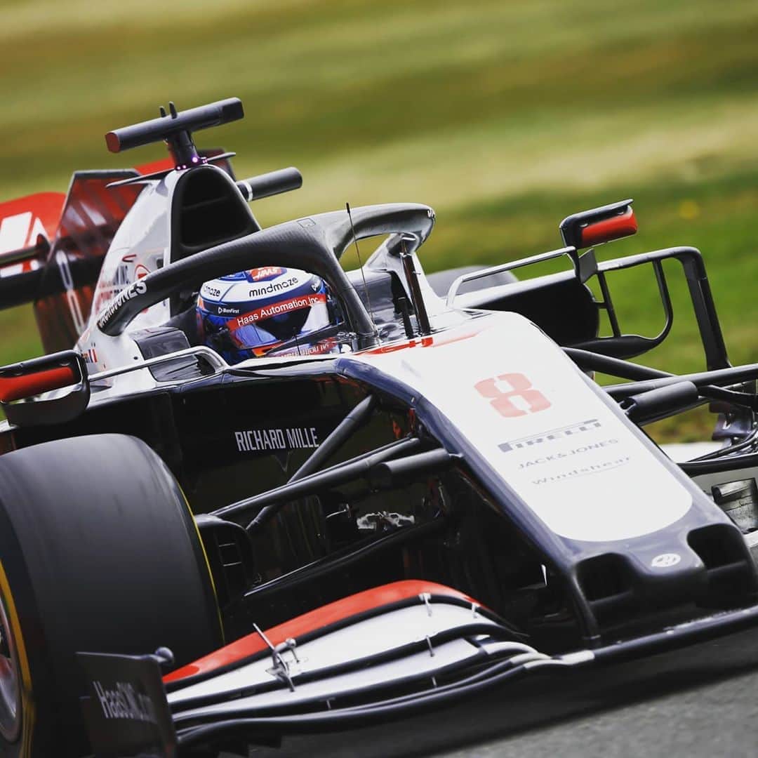 ロマン・グロージャンのインスタグラム：「Great work from the whole team today. We got the maximum out of the car in quali and that felt good. Focus on the race now 👌 #r8g #F170 #f1  @haasf1team」