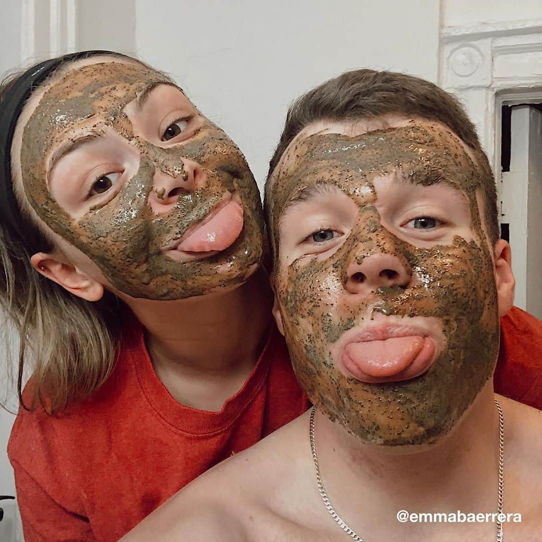 LUSH Cosmeticsさんのインスタグラム写真 - (LUSH CosmeticsInstagram)「We are just three days away from #NationalFaceMaskDay! Don't forget to join the celebration by posting a selfie with your favorite face mask (cloth masks count!) and answering the call "I wear my mask because ________". Tag us @lushcosmetics and use the hashtag #NationalFaceMaskDay for the chance to win a $500 USD Lush gift card, plus a one-on-one private virtual consultation with our brand and product expert Erica Vega.⁠⠀ ⁠⠀ Get your favorite face mask online or pick it up in-store to join #NationalFaceMaskDay by clicking our link in bio 😊⁠⠀ ⁠⠀ Note: This contest is only applicable to residents of Canada & the US, excluding Quebec, Puerto Rico, Virgin Islands and Guam.⁠ Contest starts July 27th, and we will accept photo entries until August 11th. Winner will be selected at random and messaged via the Lush Cosmetics North America Instagram account on August 12th. This contest is not affiliated with Instagram.⁠⠀ ⁠⠀ #lushcommunity #lushfacemasks #lushie #lushlove #lushcosmetics #lushlife #facemask #facemaskselfie」8月9日 2時57分 - lushcosmetics