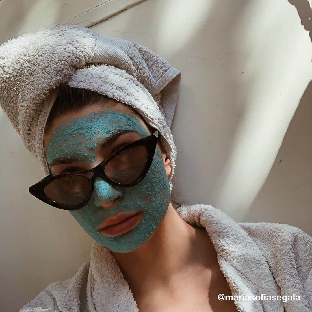 LUSH Cosmeticsさんのインスタグラム写真 - (LUSH CosmeticsInstagram)「We are just three days away from #NationalFaceMaskDay! Don't forget to join the celebration by posting a selfie with your favorite face mask (cloth masks count!) and answering the call "I wear my mask because ________". Tag us @lushcosmetics and use the hashtag #NationalFaceMaskDay for the chance to win a $500 USD Lush gift card, plus a one-on-one private virtual consultation with our brand and product expert Erica Vega.⁠⠀ ⁠⠀ Get your favorite face mask online or pick it up in-store to join #NationalFaceMaskDay by clicking our link in bio 😊⁠⠀ ⁠⠀ Note: This contest is only applicable to residents of Canada & the US, excluding Quebec, Puerto Rico, Virgin Islands and Guam.⁠ Contest starts July 27th, and we will accept photo entries until August 11th. Winner will be selected at random and messaged via the Lush Cosmetics North America Instagram account on August 12th. This contest is not affiliated with Instagram.⁠⠀ ⁠⠀ #lushcommunity #lushfacemasks #lushie #lushlove #lushcosmetics #lushlife #facemask #facemaskselfie」8月9日 2時57分 - lushcosmetics