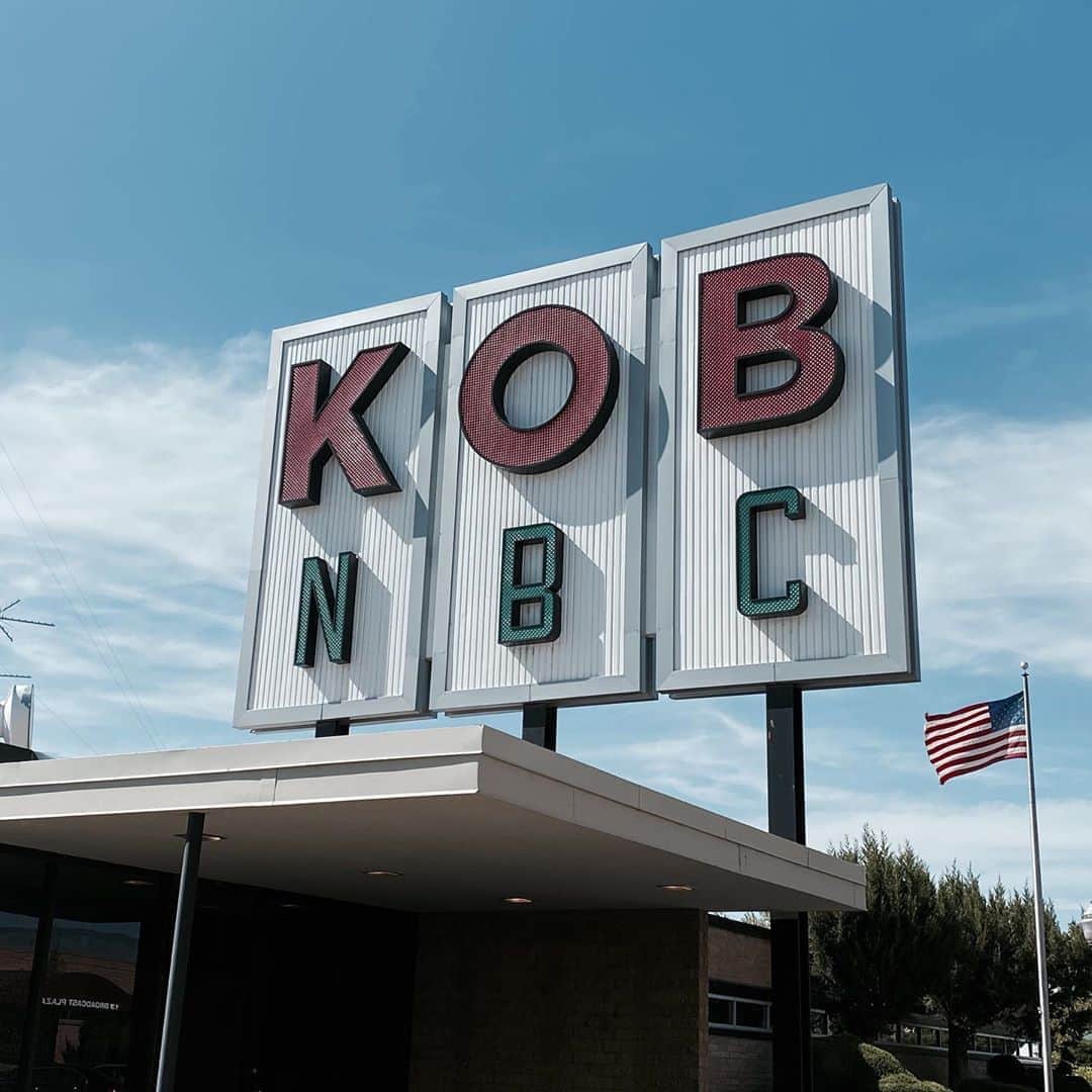 マイロ・ヴィンティミリアのインスタグラム：「ABQ, NM. MV」