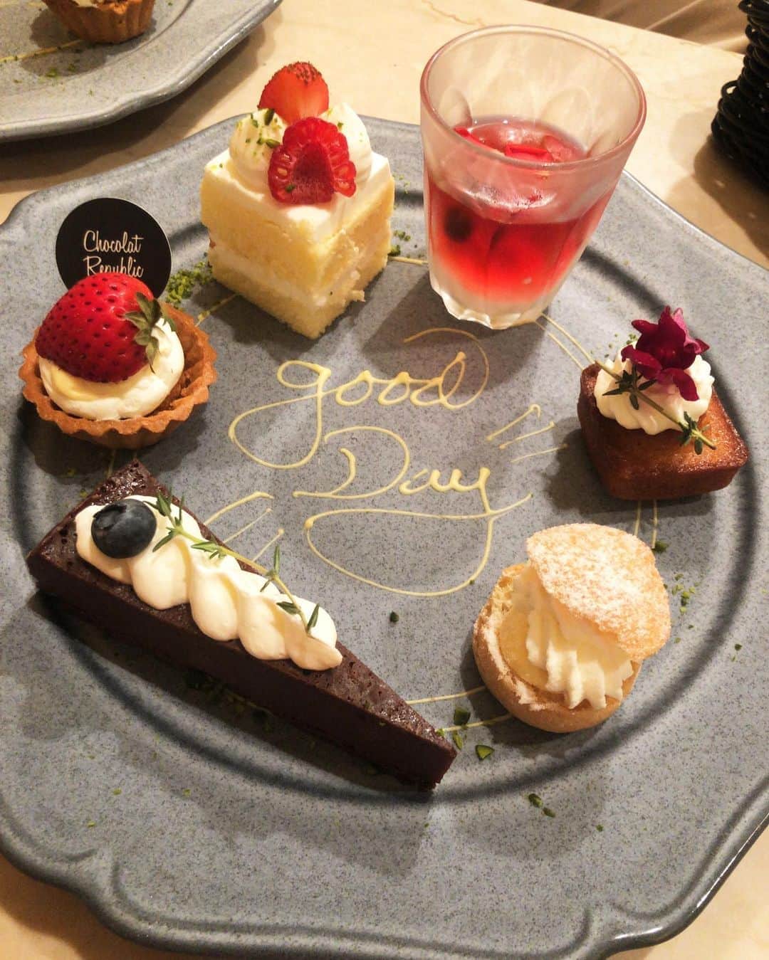 チズのグルメインスタ