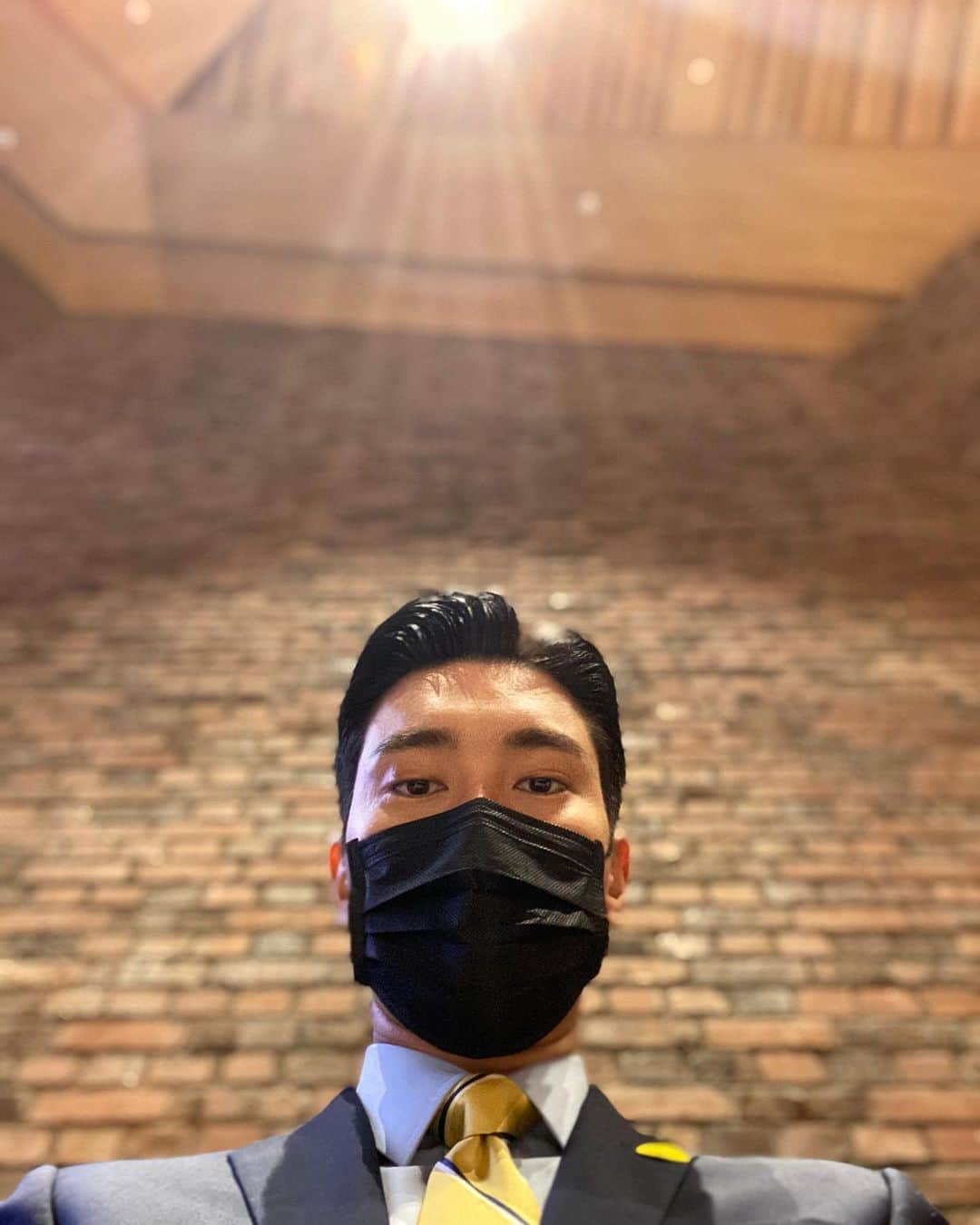 チェ・シウォン（SUPER JUNIOR）さんのインスタグラム写真 - (チェ・シウォン（SUPER JUNIOR）Instagram)「💛」8月9日 13時19分 - siwonchoi