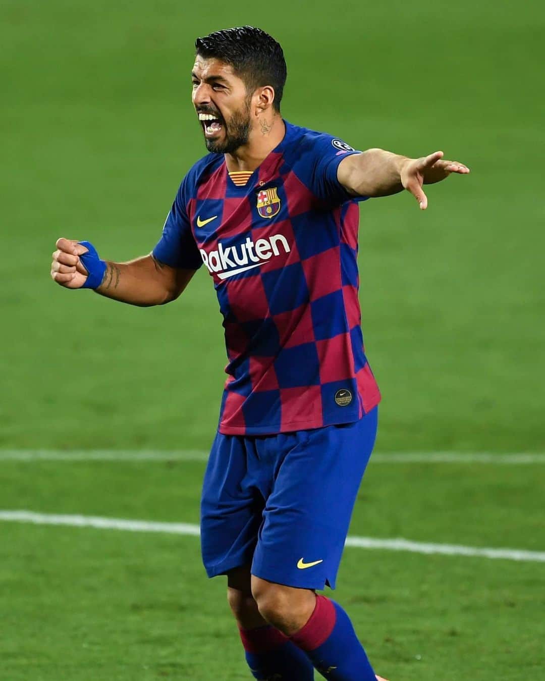 UEFAチャンピオンズリーグさんのインスタグラム写真 - (UEFAチャンピオンズリーグInstagram)「There's no place like home 🥰 Suárez's last 16 #UCL goals have come at Camp Nou 🏟️⁣ ⁣ #FCBarcelona」8月9日 5時36分 - championsleague